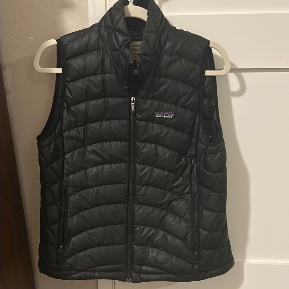 Patagonia Black Puffer Vest